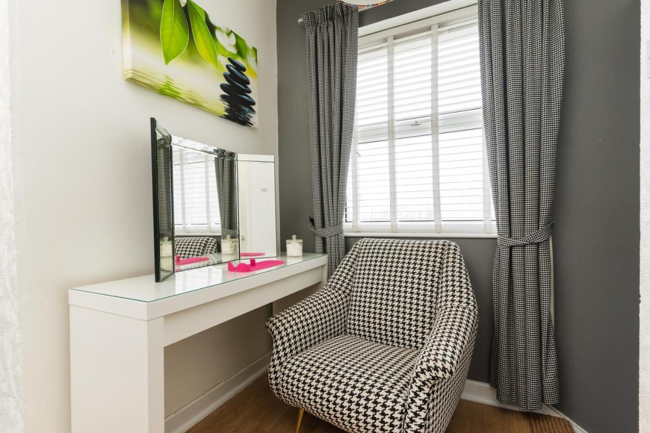 Sea View Ar Lan Y Mor Luxury Apartment Aberystwyth Exteriör bild
