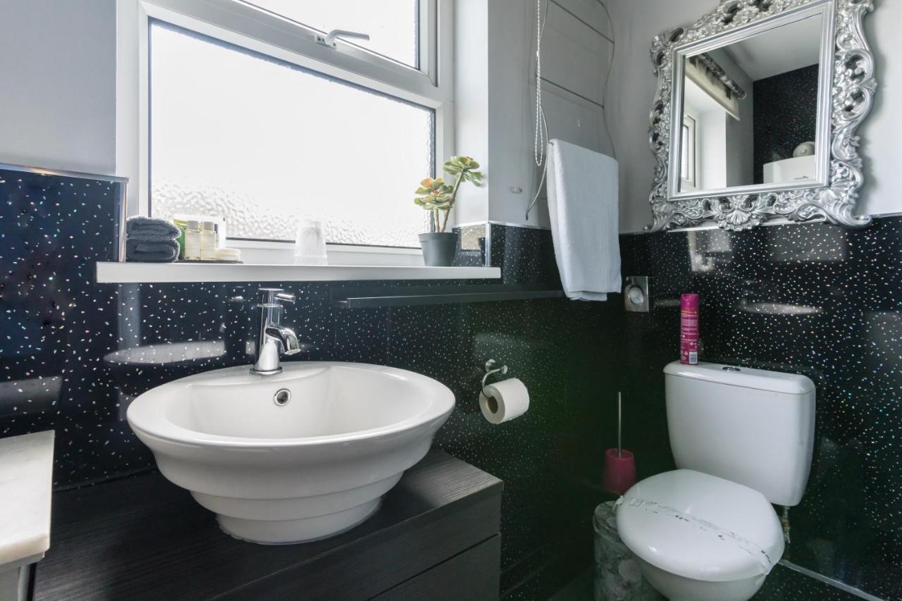 Sea View Ar Lan Y Mor Luxury Apartment Aberystwyth Exteriör bild
