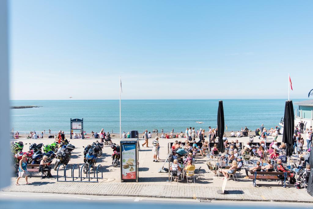 Sea View Ar Lan Y Mor Luxury Apartment Aberystwyth Exteriör bild