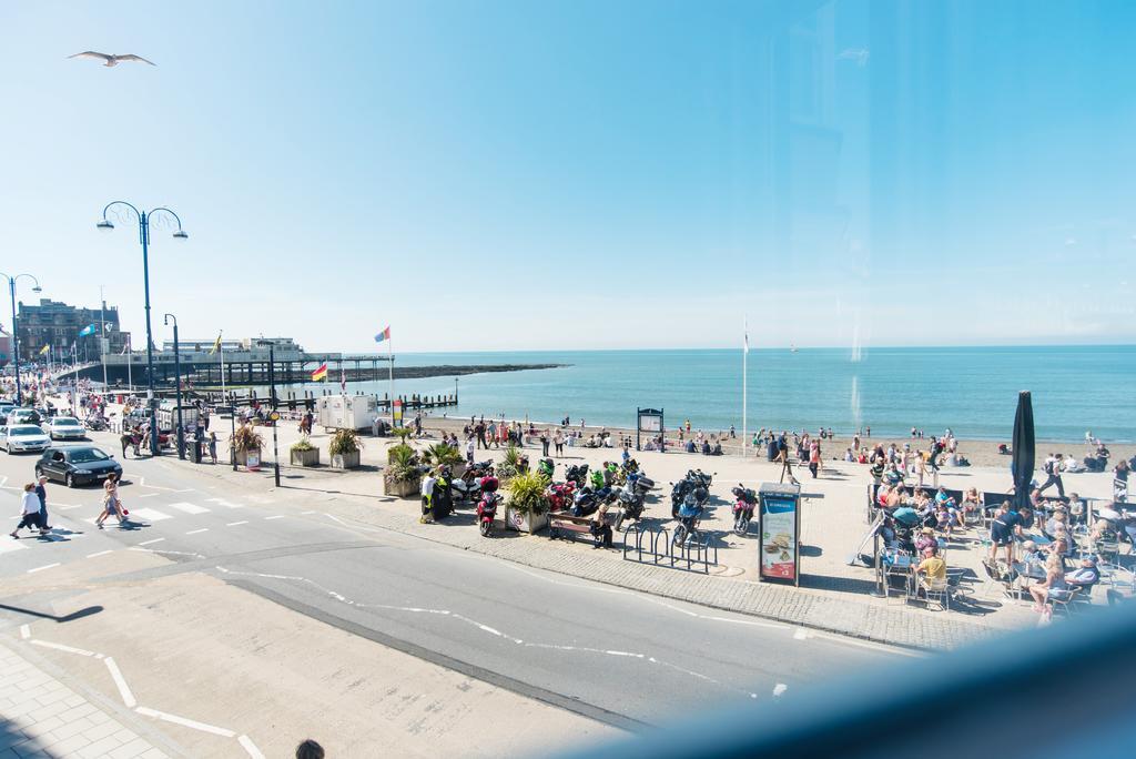 Sea View Ar Lan Y Mor Luxury Apartment Aberystwyth Exteriör bild