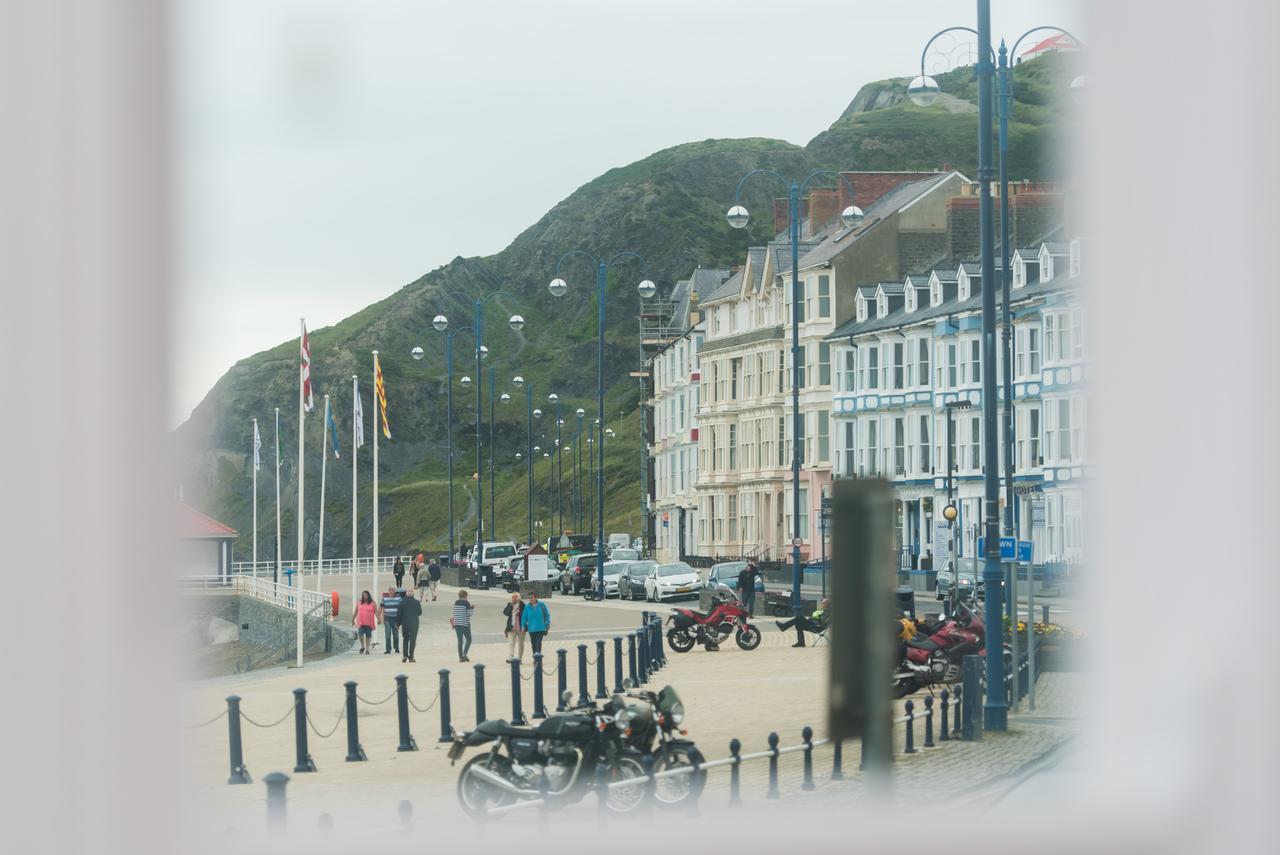 Sea View Ar Lan Y Mor Luxury Apartment Aberystwyth Exteriör bild